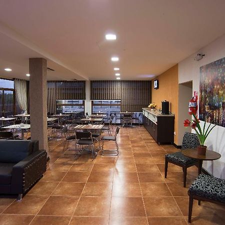 Arami Hotel & Lodge Puerto Iguazú Buitenkant foto