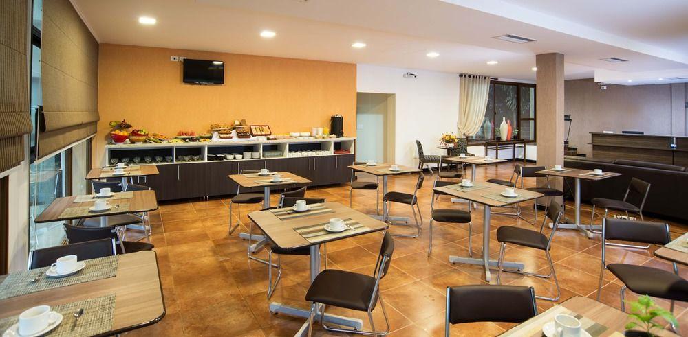 Arami Hotel & Lodge Puerto Iguazú Buitenkant foto