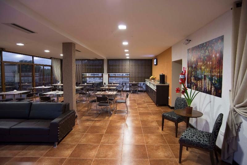 Arami Hotel & Lodge Puerto Iguazú Buitenkant foto